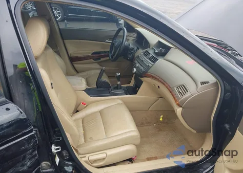 2009 Honda Accord 2.4 Ex-L from USA, damaged, VIN 1HGCP25859A130111